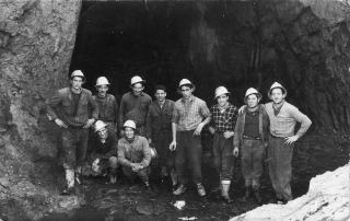 I minatori di Dossena, Valle Brembana, Bergamo 01