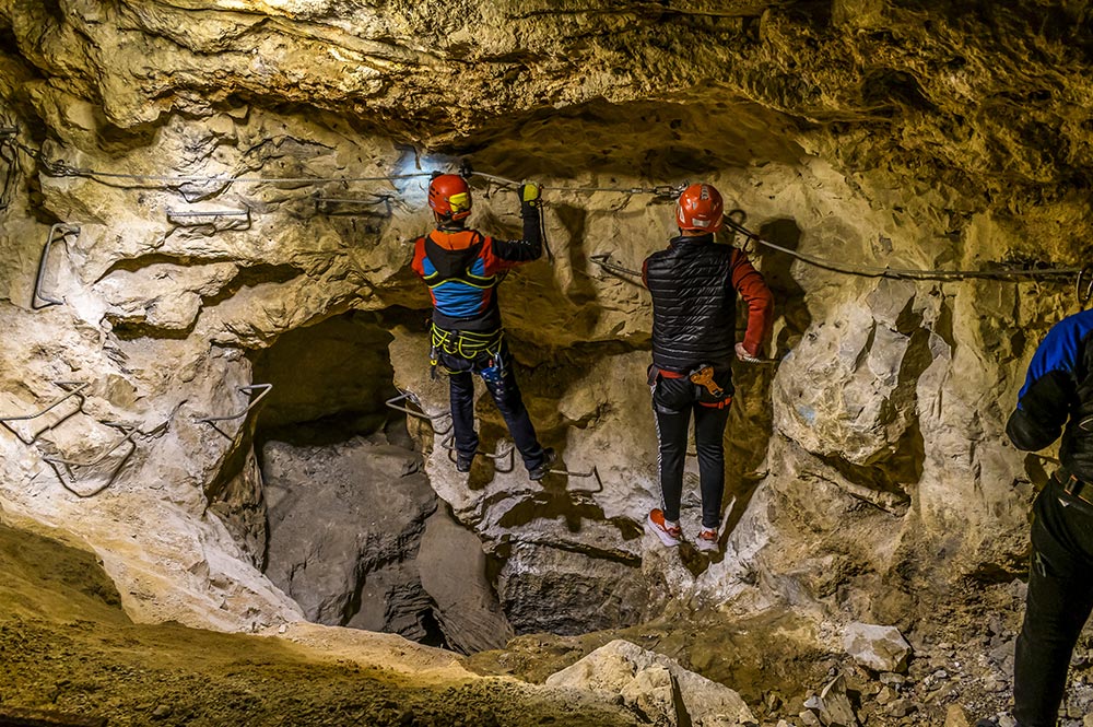 Avventura speleologica a Dossena, Val Brembana 02 Avventura speleologica a Dossena, Val Brembana 02